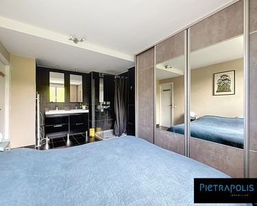 Appartement 210 000 € - 62 m²