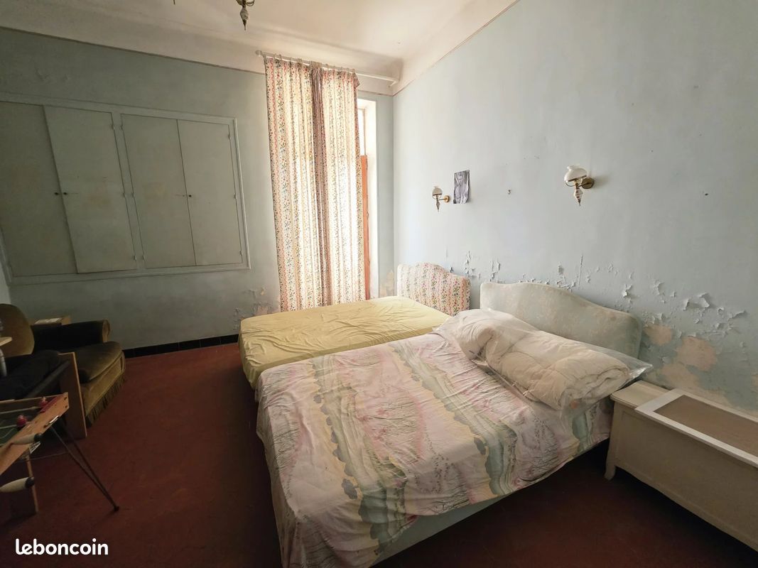 Immeuble 265 m² Nîmes (image 4)
