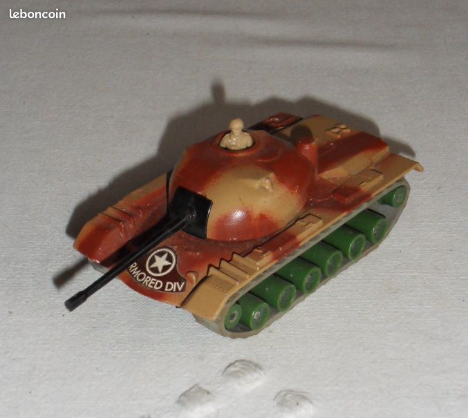 Char d'assaut miniature Matchbox 1974 complet (image 6)