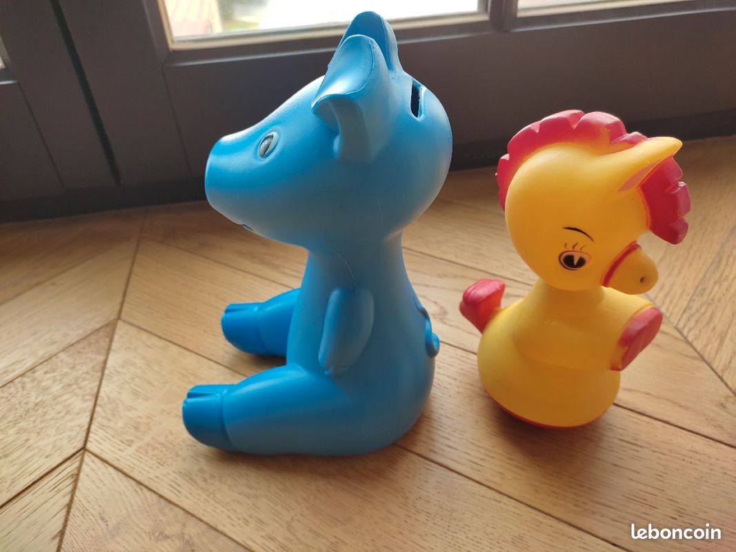Tirelire vintage Ikea et jouet cubulto bébé vintage Maréchal (image 2)