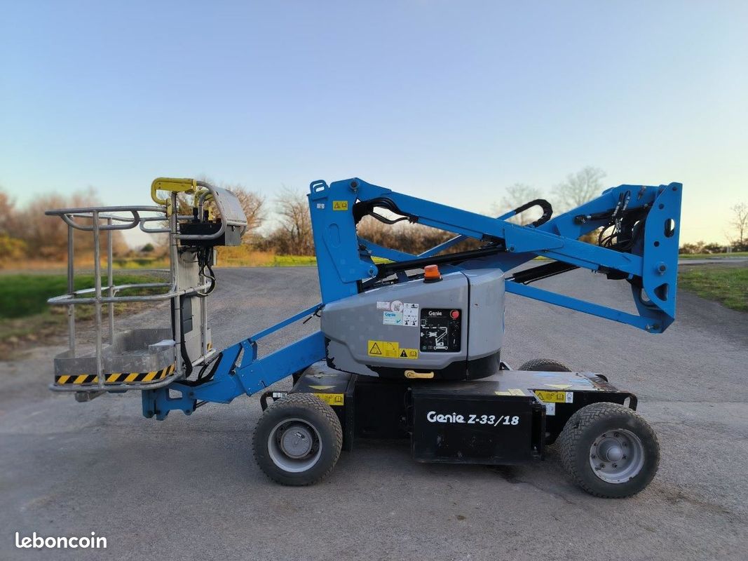 Genie Z33/18 (image 1)