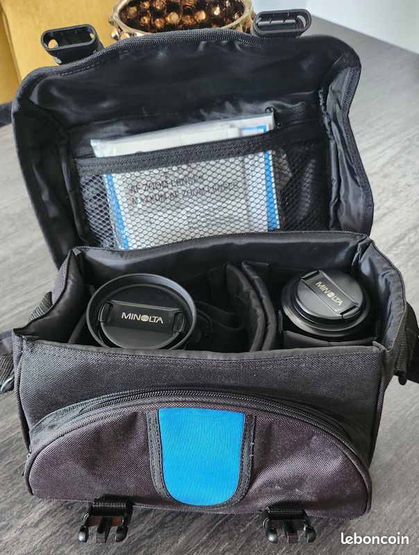 Lot Appareil Photo Minolta 404si Dynax Avec Sacoche Et 2 Objectifs – Argentique