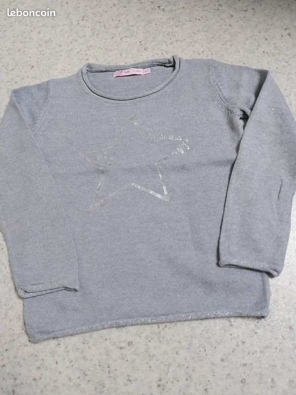 Pull Fait Main Gris Foncé Pour Fille 4 Ans - Manches Longues Col Rond - Très Bon état
