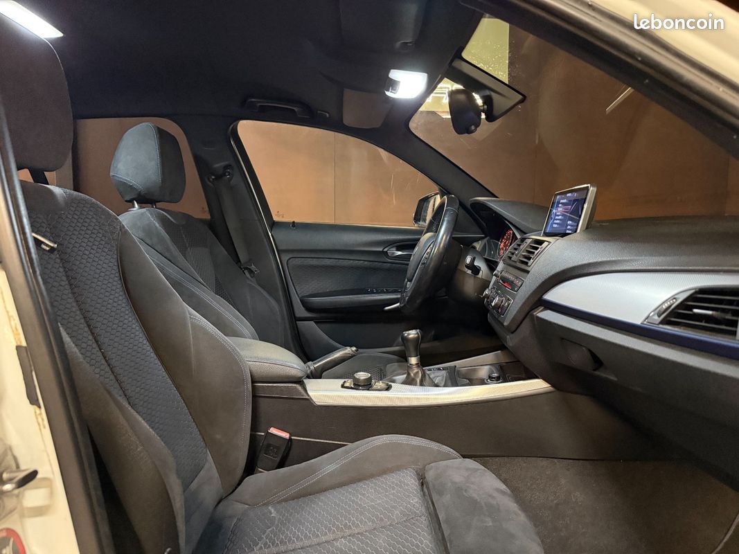 BMW SERIE 1 F20 16i SportLine (image 29)