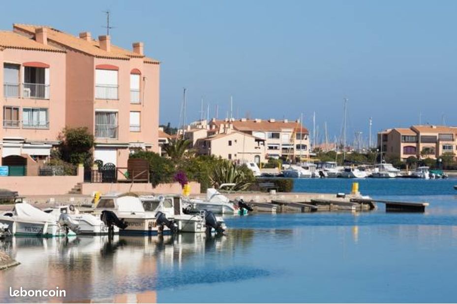 Location dans charmante copropriété, soleil et calme (image 1)