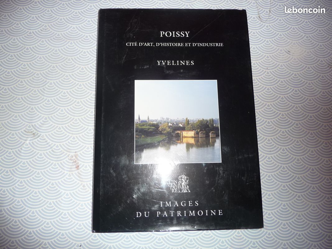 POISSY cite d'art,histoire et d'industrie (image 1)