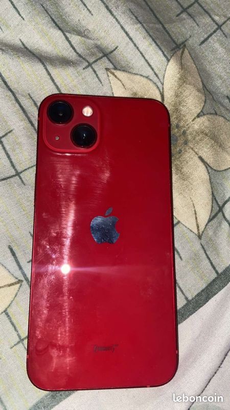 IPhone 13 rouge (image 5)