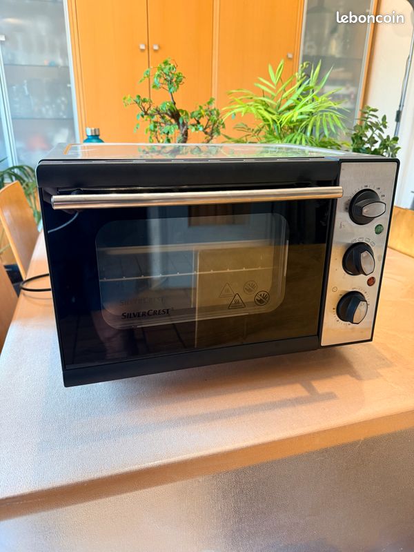 Mini four Silvercrest 1300W – Très bon état – Compact et pratique (image 1)