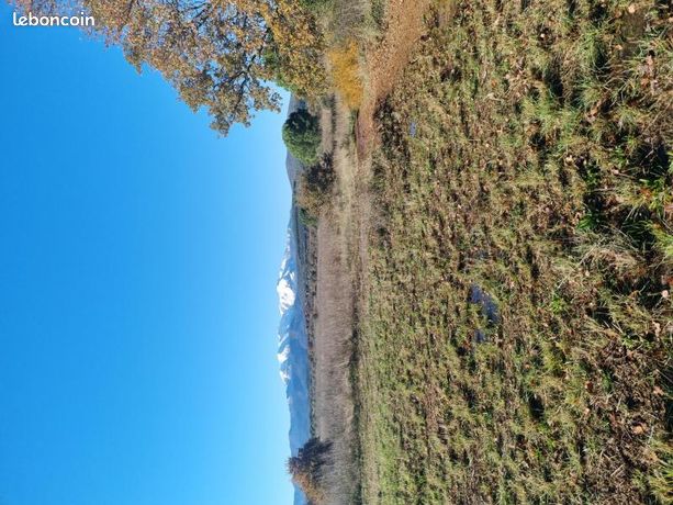 Terrain 324 m² Llupia