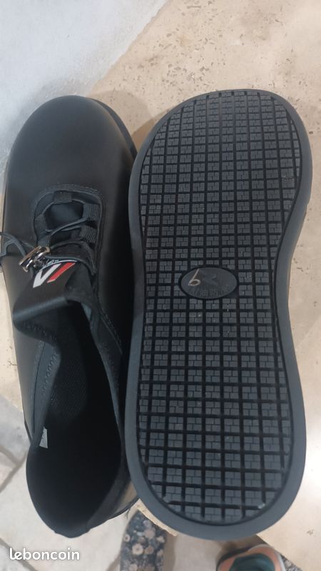 Chaussures sécurité professionnelles mixtes noires 40 (image 3)