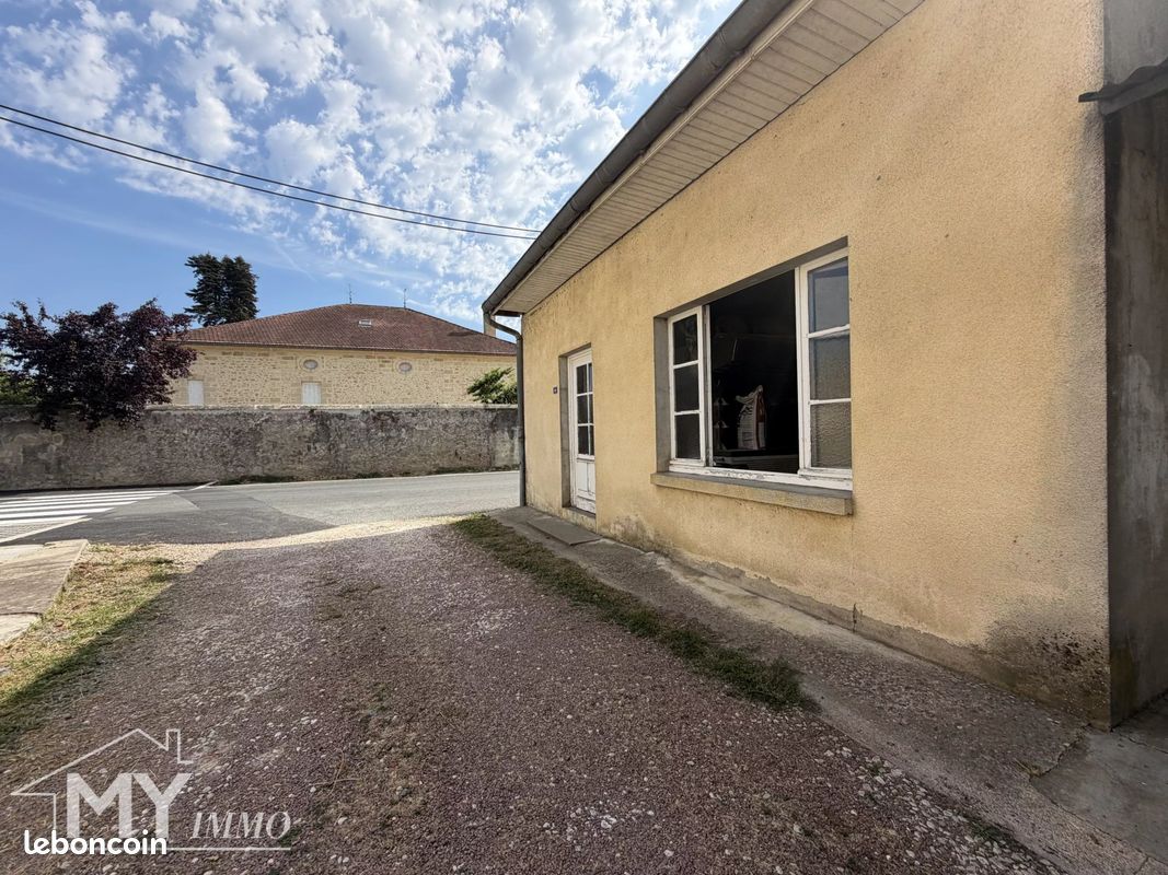 Maison 8 pièces 85 m² · à Saint-Pey-de-Castets · 85 m² · 78 000 €