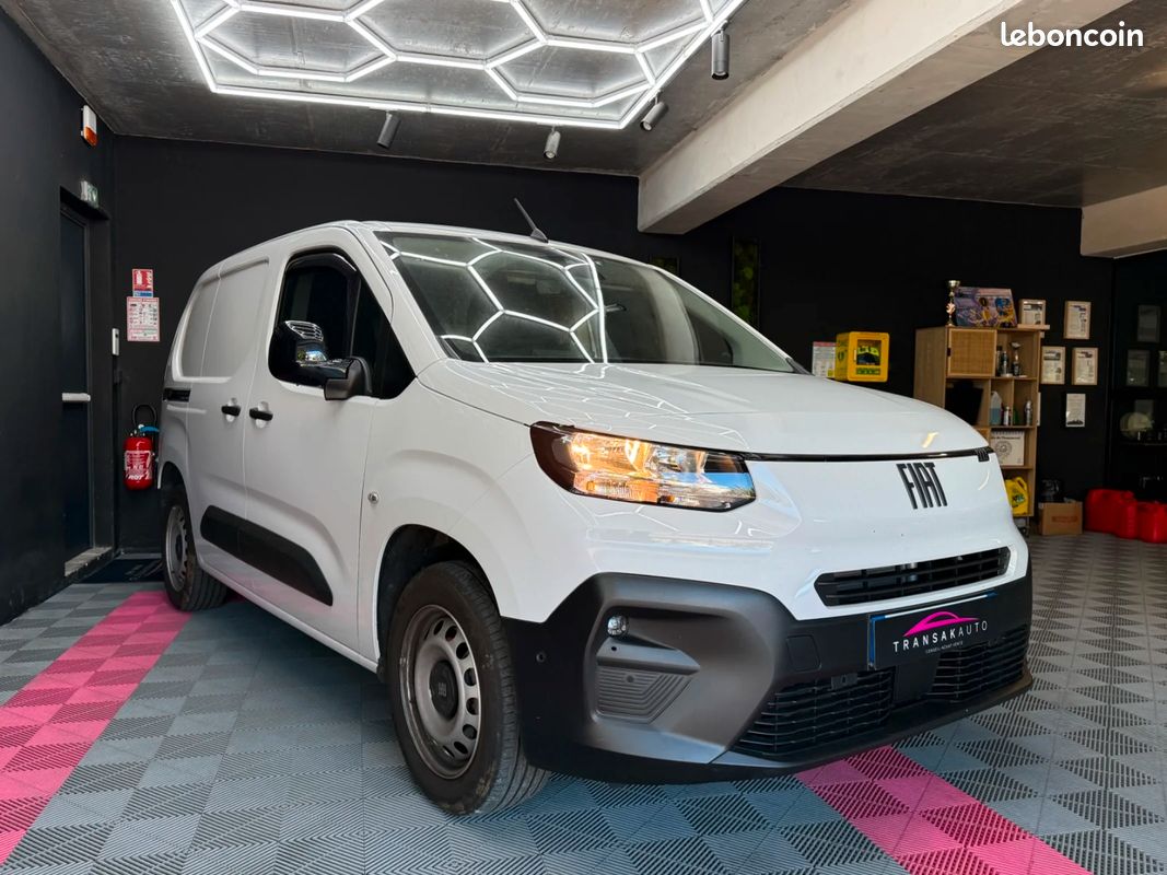 Fiat doblo fourgon m 650kg bluehdi 130 s&s eat8 (image 3)