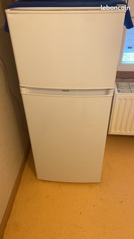 Petit réfrigérateur (image 1)