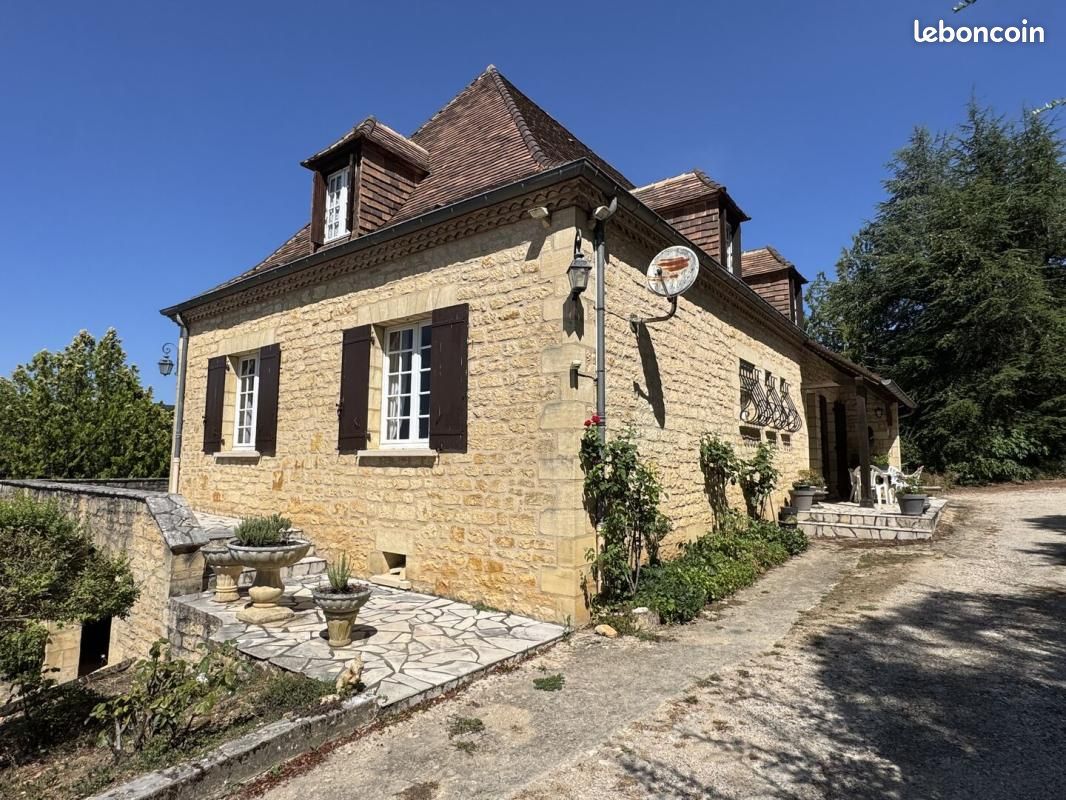 Maison 6 pièces 180 m² · à Saint-Cyprien · 180 m² · 339 200 €