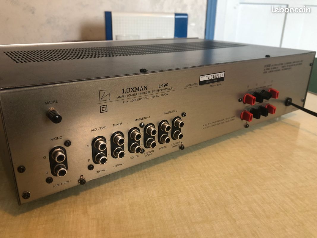 EN L'ÉTAT À réviser matériel hi-fi ampli vintage stéréo Luxman A-007