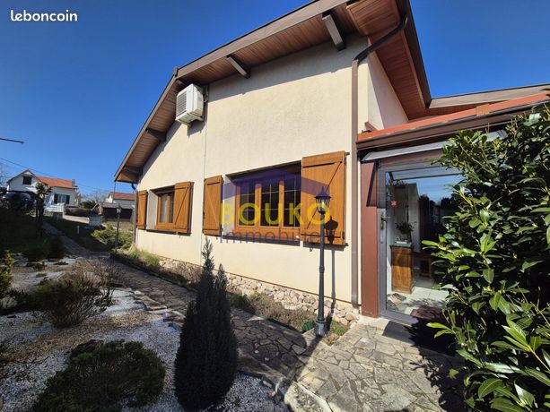 Pavillon 6 pièces 140 m²