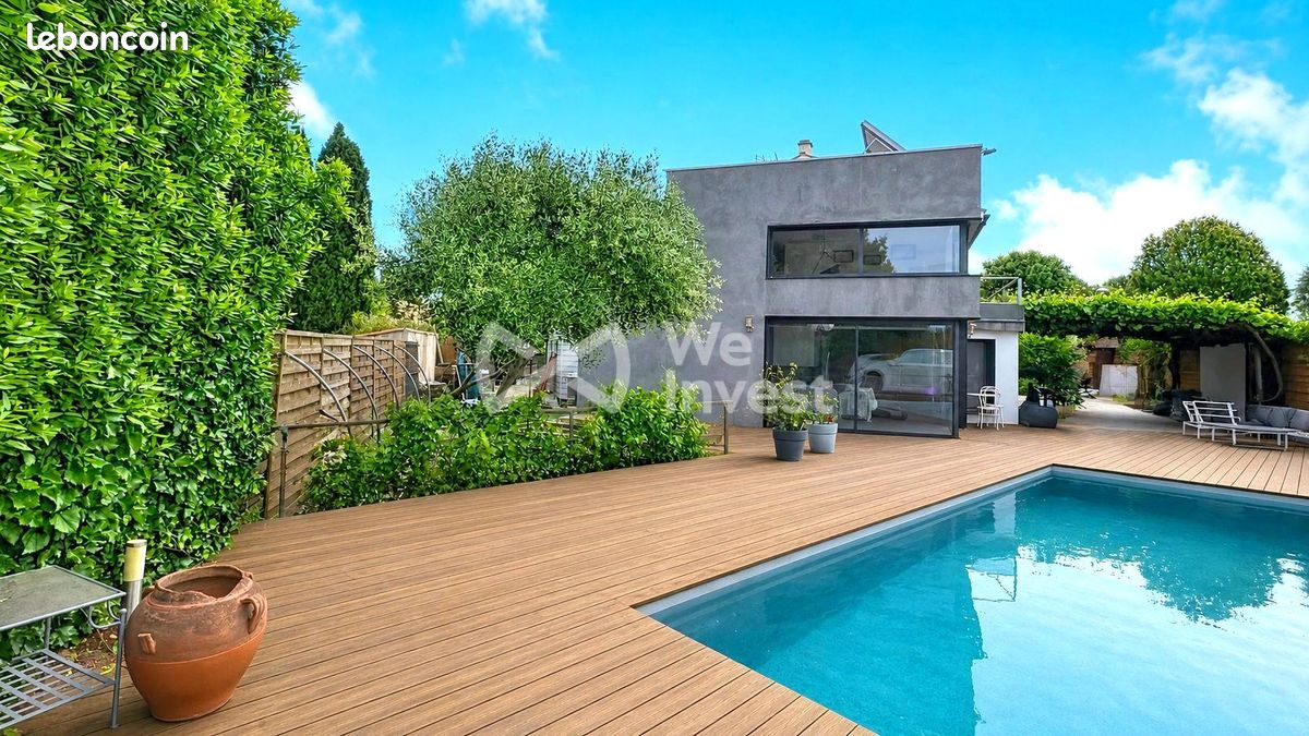 Maison 8 pièces 240 m² · à Montpellier · 240 m² · 850 000 €