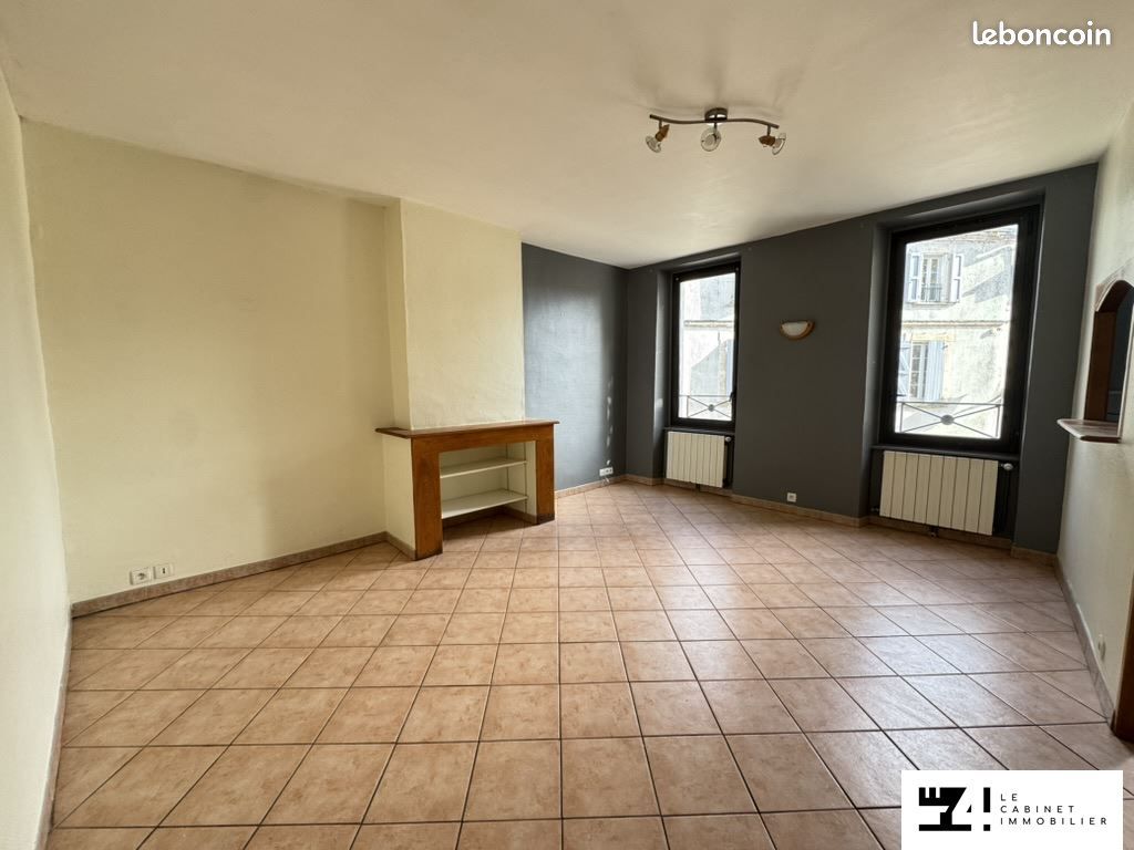 Immeuble 3 pièces 141 m² · à Cazères · 141 m² · 220 000 €