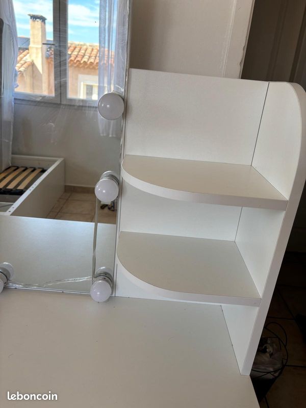 Coiffeuse avec miroir (image 3)
