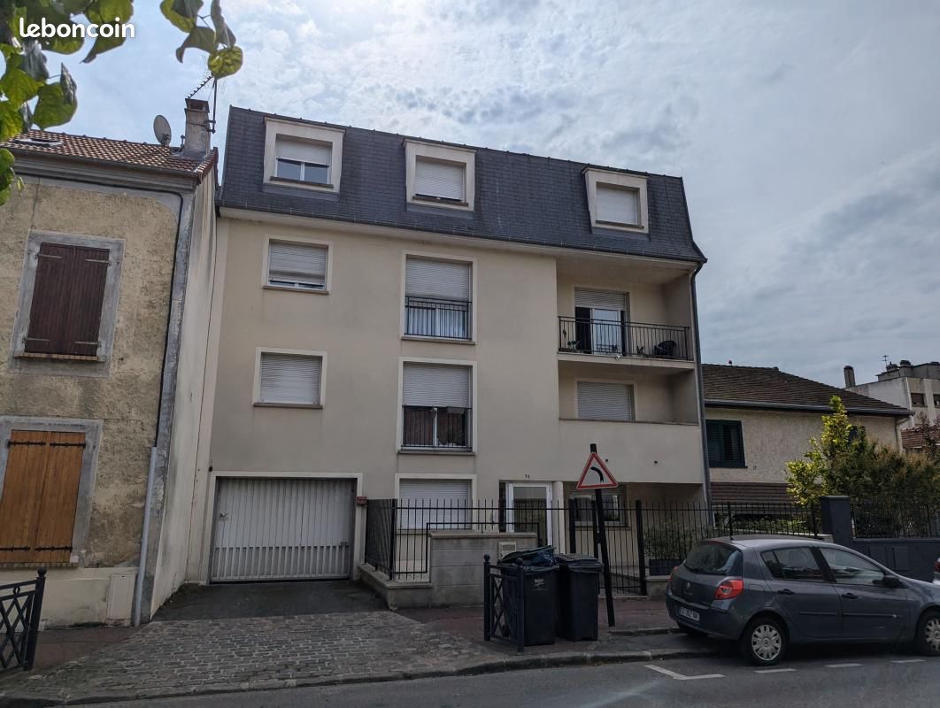 Parking 15 m² · à Gagny · 15 m² · 70 €/mois