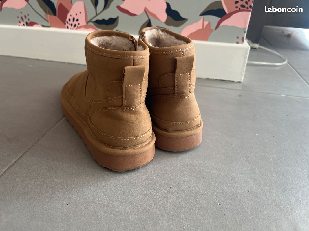 Bottines Zara Camel En Faux Daim - Taille 37 EU - Talon Cône 8 Cm - Neuf Jamais Porté - Style Bottine élégante