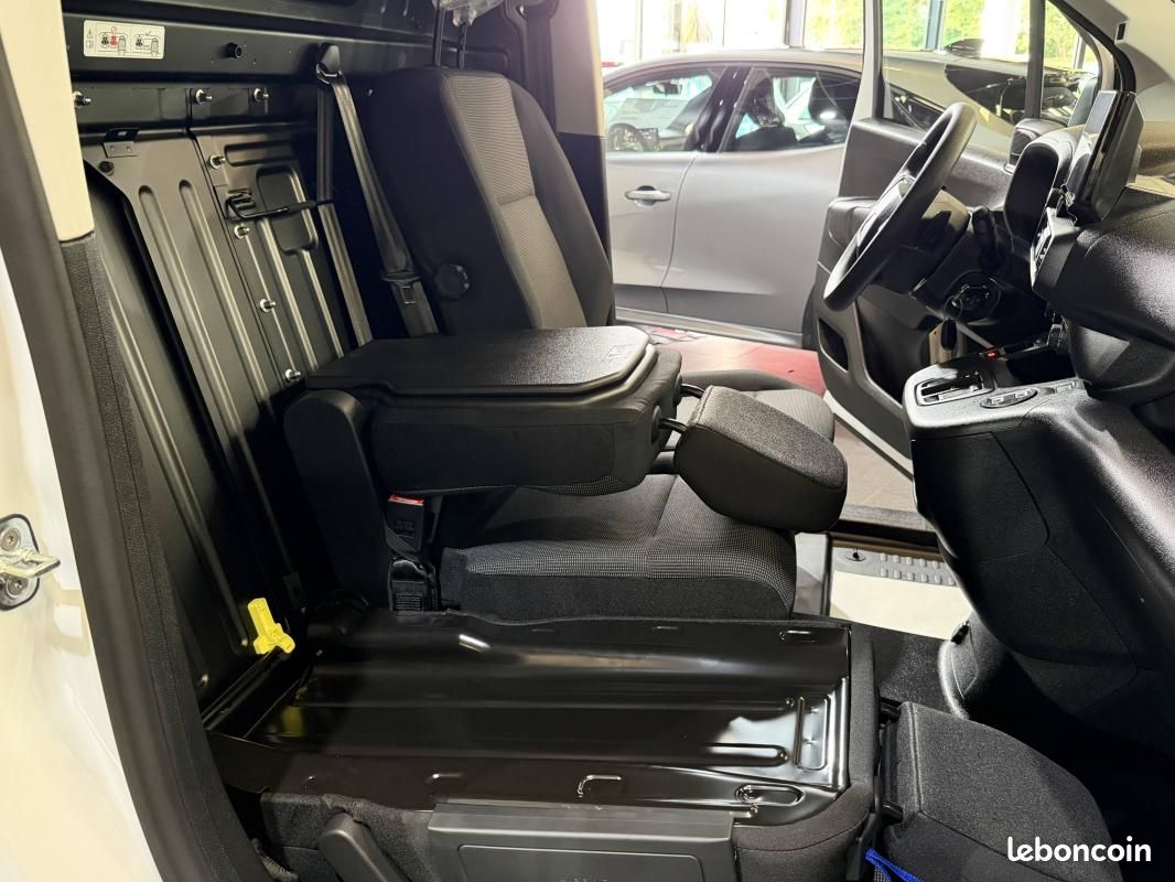 Citroën Berlingo Fourgon III (2) VAN BLUEHDI 130 S&S TAILLE XL PLANCHER 1000KG EAT8 3PL (image 27)