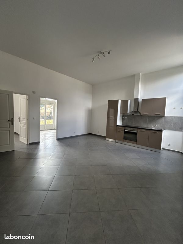 Appartement 3 pièces 56 m² · à Bégard · 56 m² · 560 €