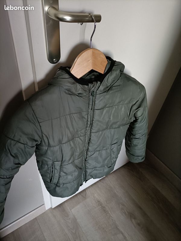 Blouson kaki taille 6 ans avec capuche (image 2)