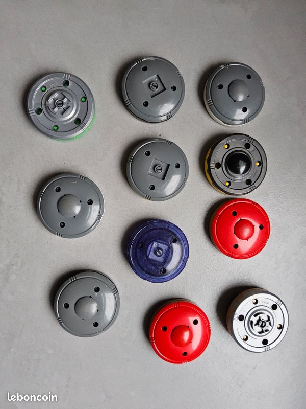 Lego lot de toupies diverses (image 2)
