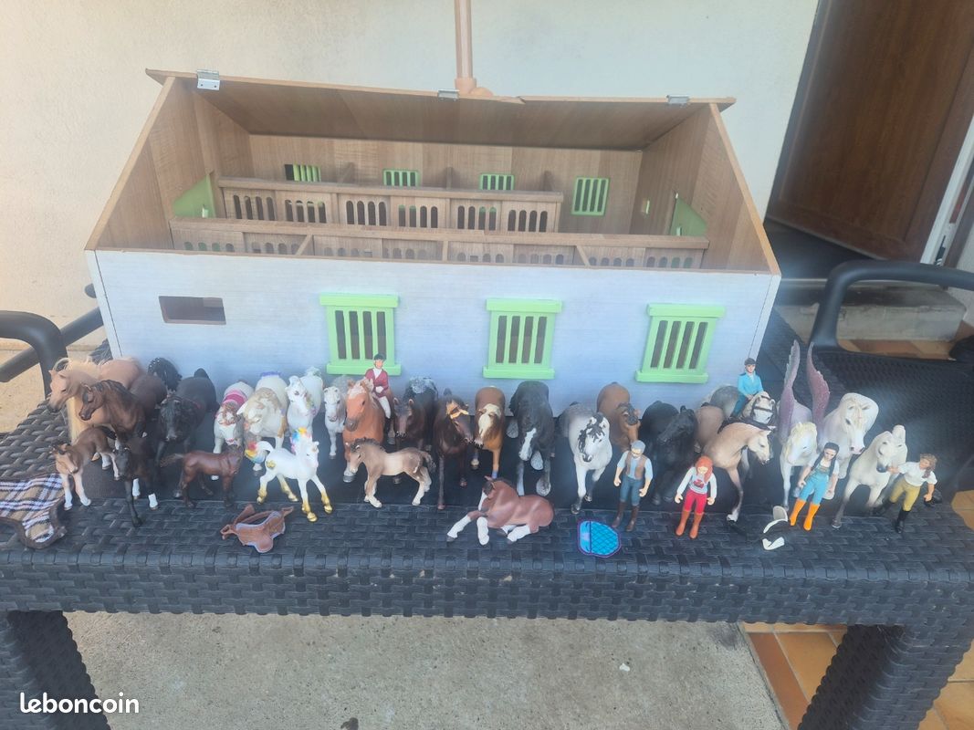 Beau lot Schleich (image 1)