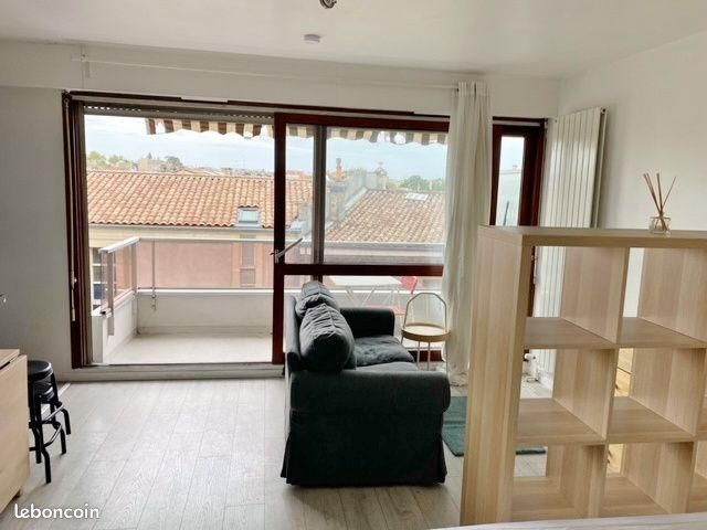 Appartement 1 pièce 23 m² · à Bordeaux · 23 m² · 656 €