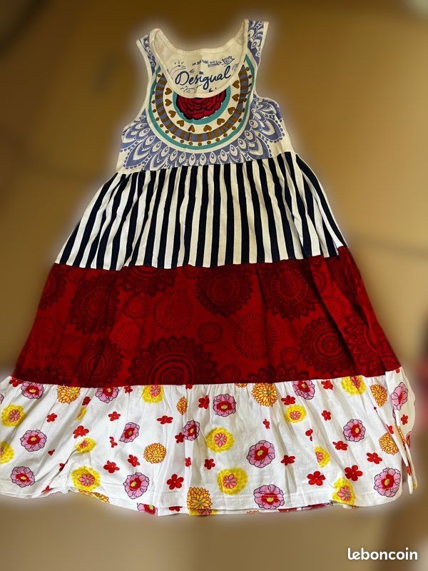 Robe Desigual de la taille 7 ans de seconde main