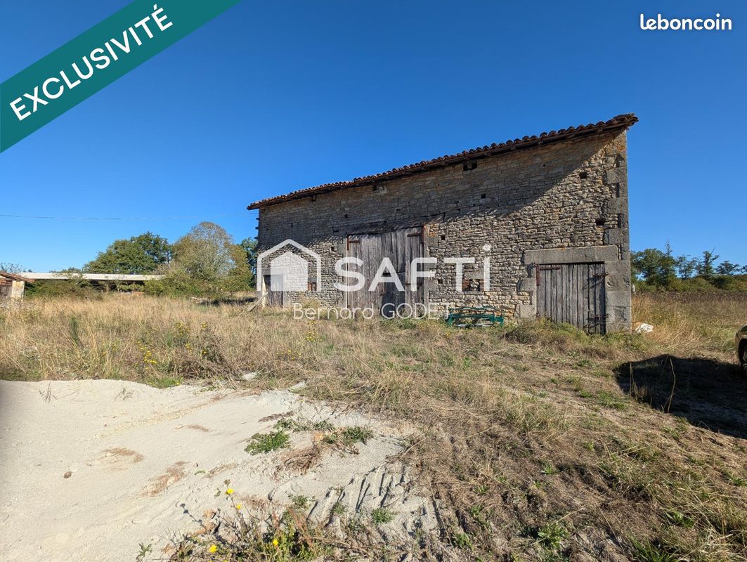 Immeuble 136 m² · à Surin · 136 m² · 53 000 €