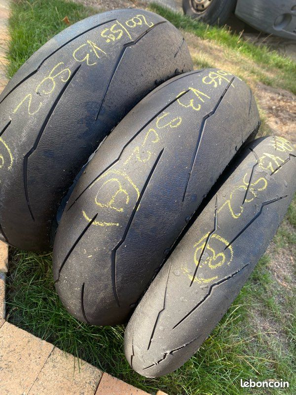 1av+2arr pirelli supercorsa V3 SC2/SC2 120/200 (image 2)