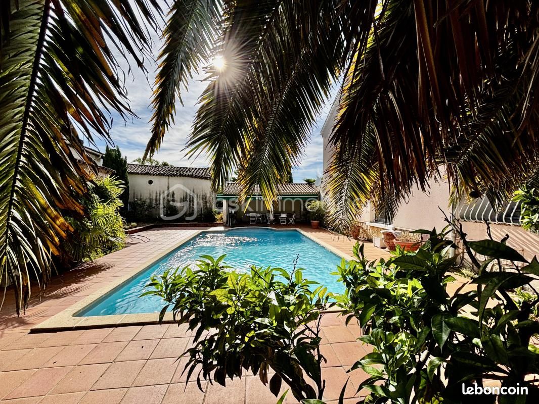 Maison 6 pièces 146 m² · à Bollène · 146 m² · 299 000 €