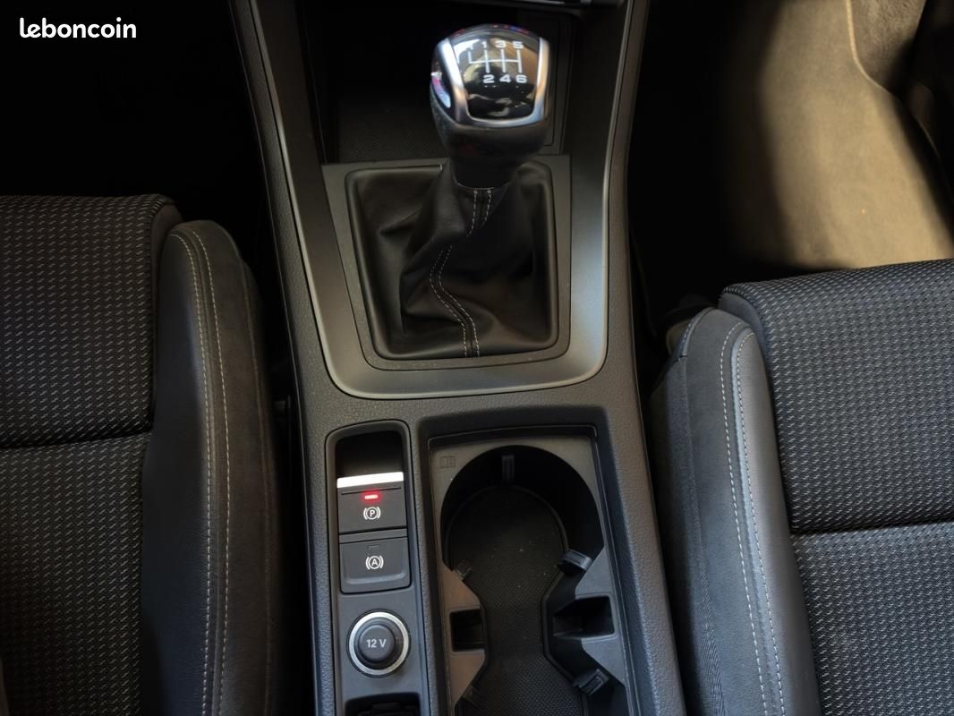 Audi Q3 S line 35 TFSI 150CH (image 24)