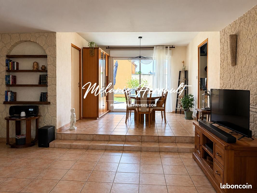 Maison 5 pièces 116 m² · à Brette-les-Pins · 116 m² · 220 500 €