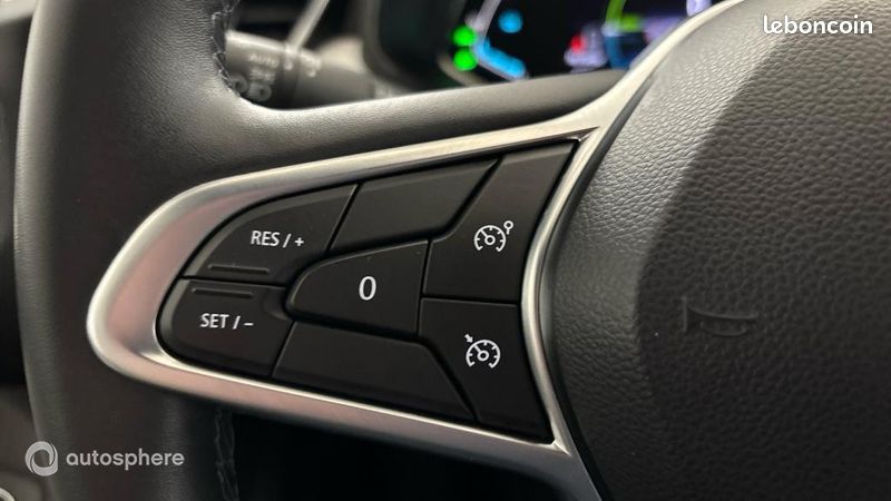 Renault Clio 1.6 E-Tech hybride 140ch Intens -21N (image 30)
