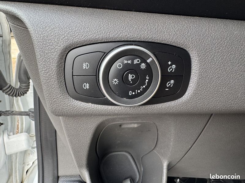 Ford TRANSIT CUSTOM FG 300 L1H1 2.0 ECOBLUE 170 S&S LIMITED BVA6 (image 27)