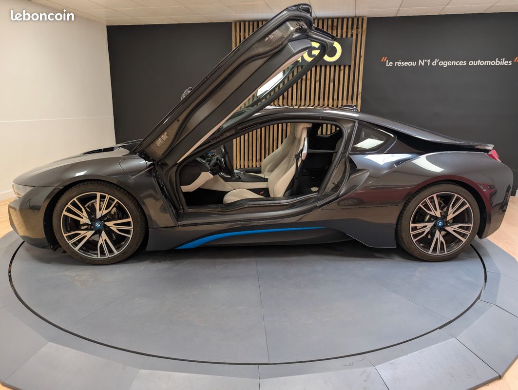 BMW I8 COUPE 1.5 362h 230 - HARMAN KARDON + CUIR BLANC + JANTES W (image 28)