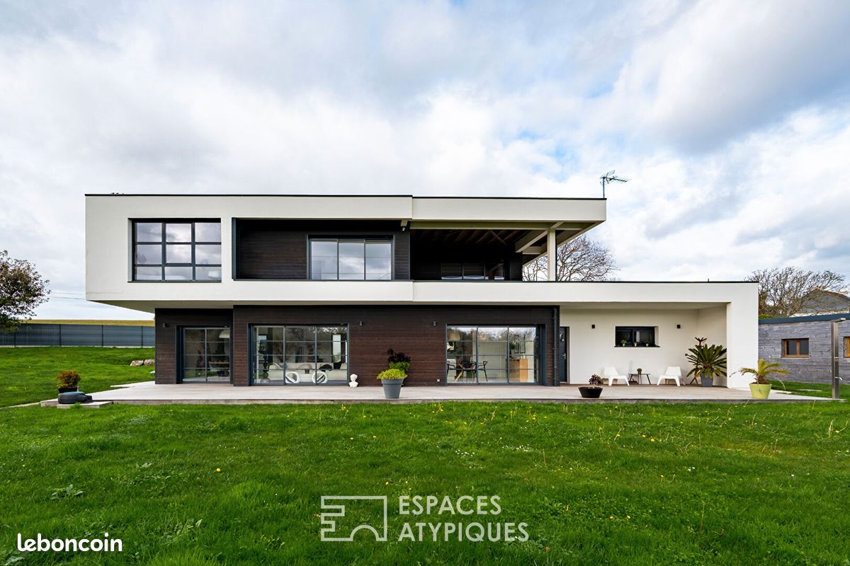 Maison 5 pièces 188 m² · à Plomodiern · 188 m² · 789 000 €