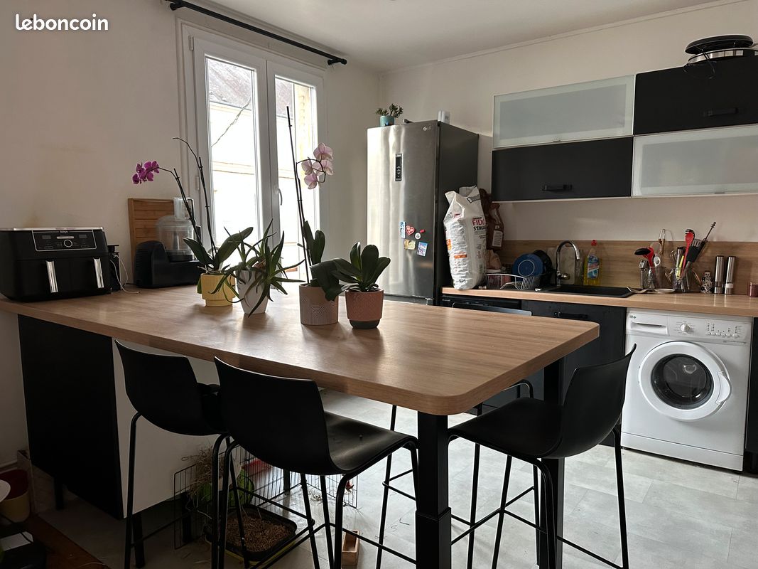Appartement 3 pièces 60 m² · à Étampes · 60 m² · 870 €