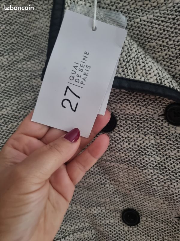 VESTE TRAVAIL , A. LAFONT , NEUVE avec ETIQUETTE, TRACE D'AUTOCOLLANT VESTE TRAVAIL , A. LAFONT , NEUVE avec ETIQUETTE, TRACE D'AUTOCOLLANT