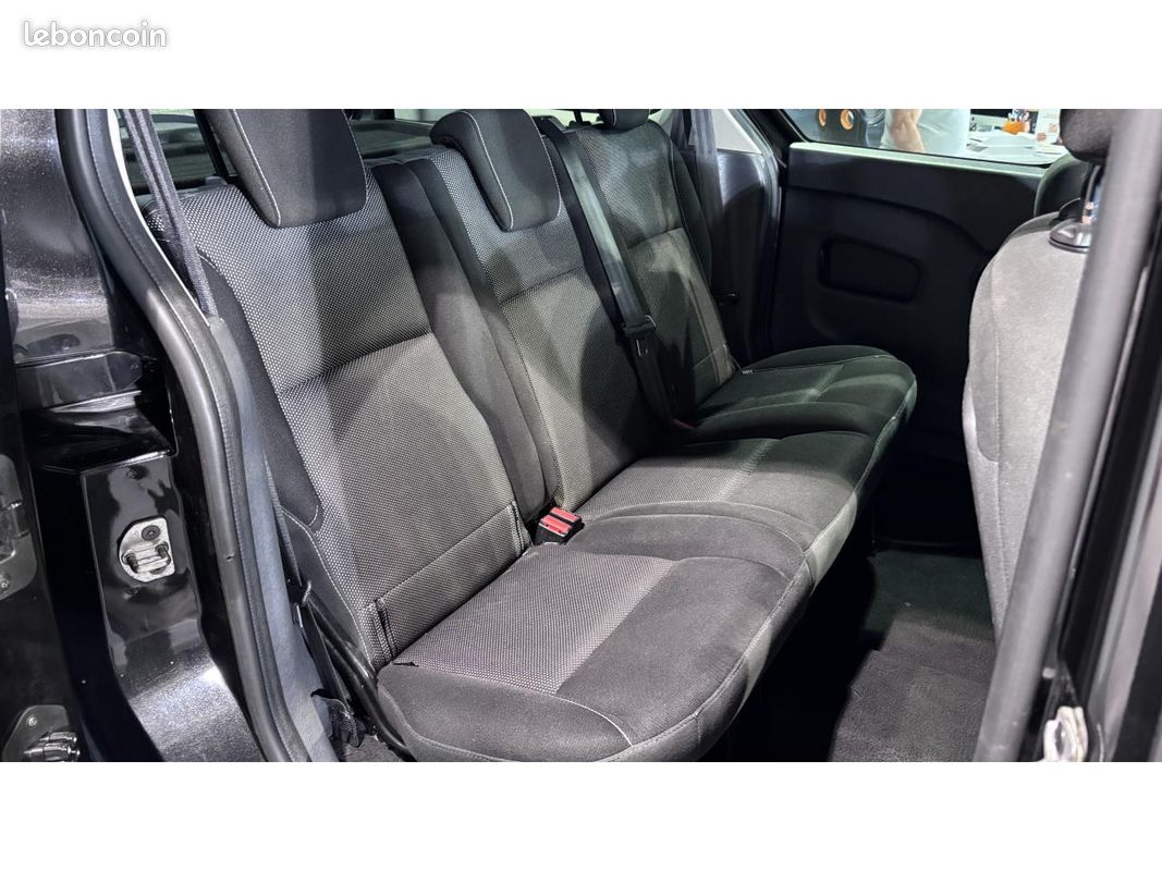 RENAULT KANGOO 1.2 TCe 16V 115 cv (image 24)