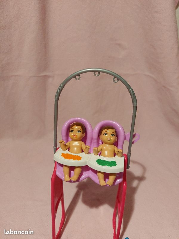 Barbie baby sitter jumeaux (image 2)