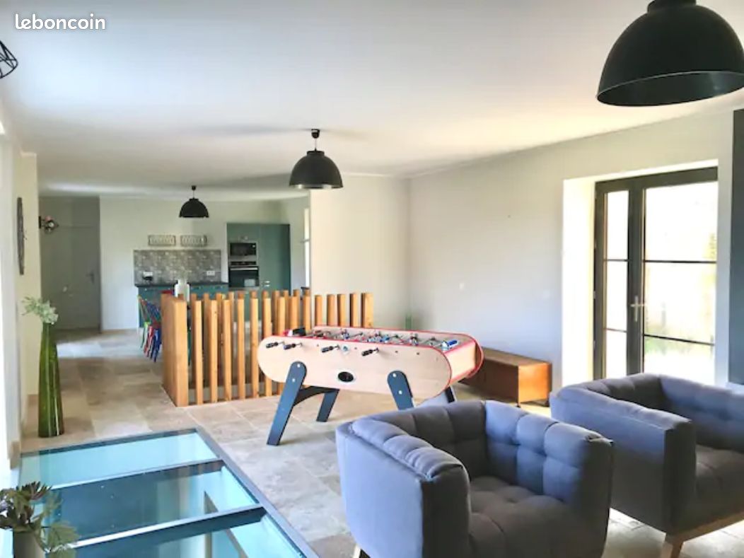 FLEUR DE NOYER Gîte de charme avec spa et piscine privatifs 8pers 4ch 5sdb (image 4)