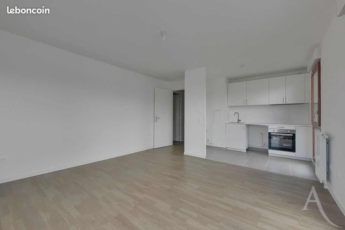 Appartement a louer montreuil - 4 pièce(s) - 69 m2 - Surfyn