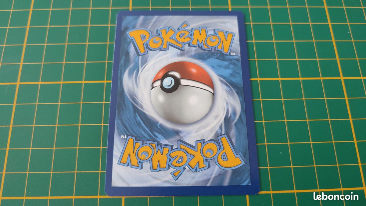 084/203 Carte Pokémon Hippopotas commune reverse Epée et Bouclier EB07 Evolution Céleste #B10 (image 2)