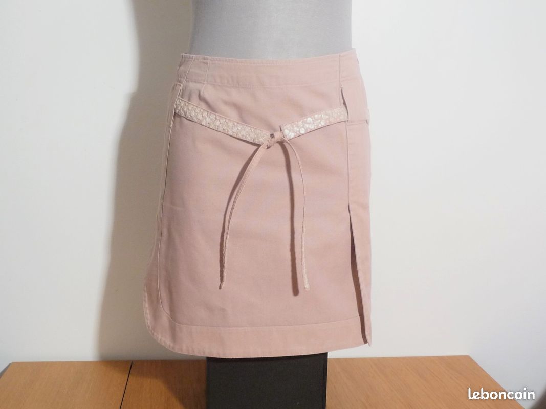 Jupe Courte en 100% Coton Rose Clair avec ses 3 Fentes- Taille 38
