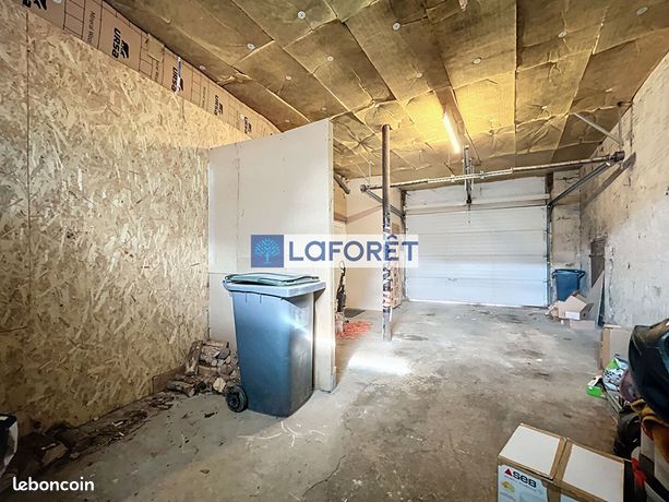 https://img.leboncoin.fr/api/v1/lbcpb1/images/e0/80/fe/e080fe8883b84c5a71f96ad30e2a519523783ce4.jpg?rule=ad-image